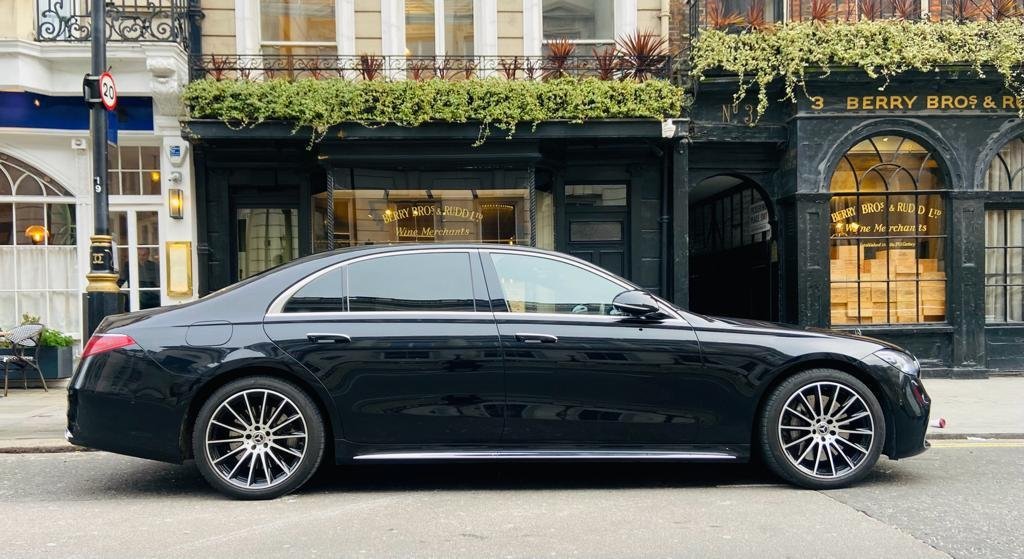 private chauffeur car in London