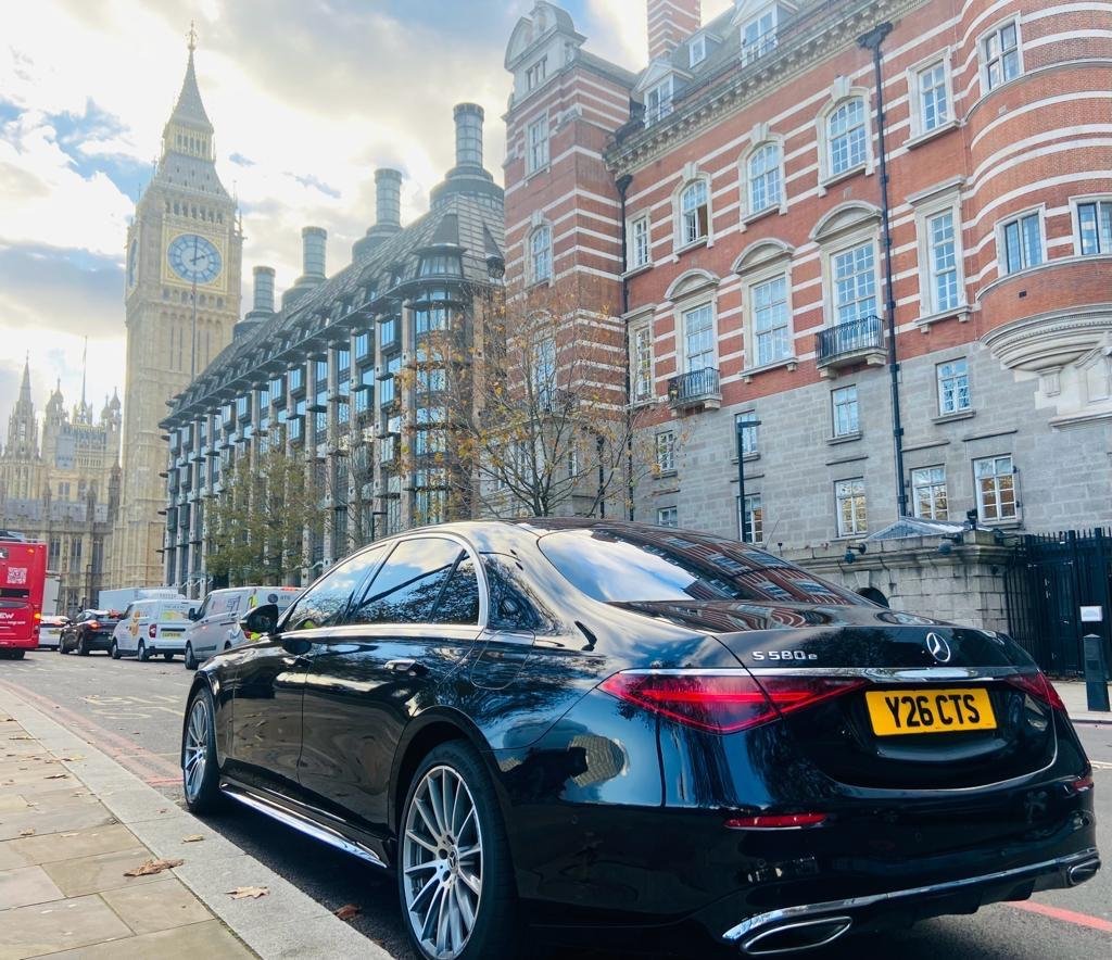Private Chauffeur in London at Your Disposal