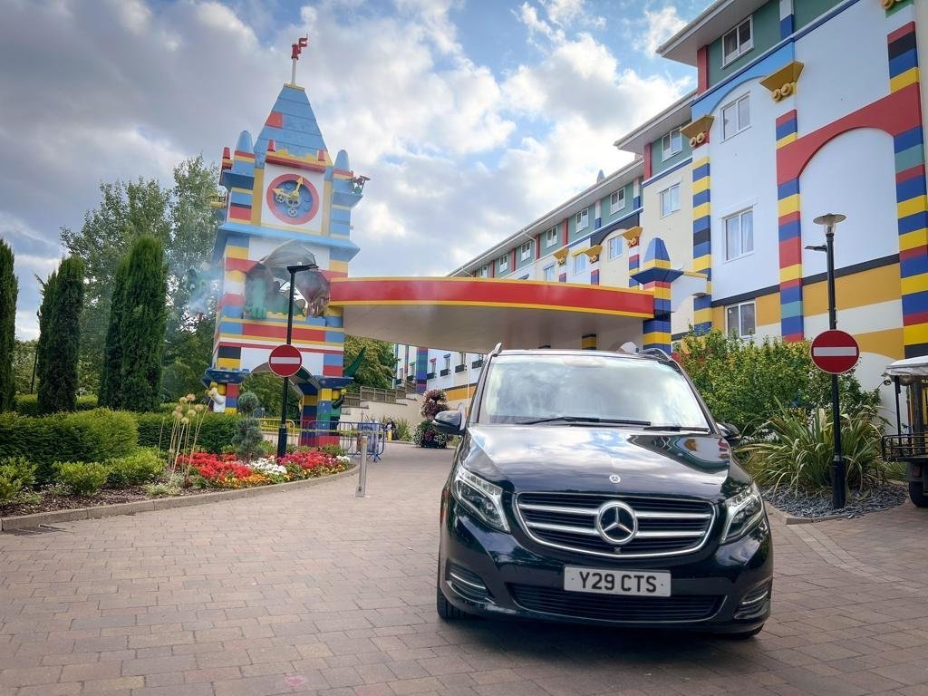 Experience London & Beyond with a Chauffeur-Driven Tour