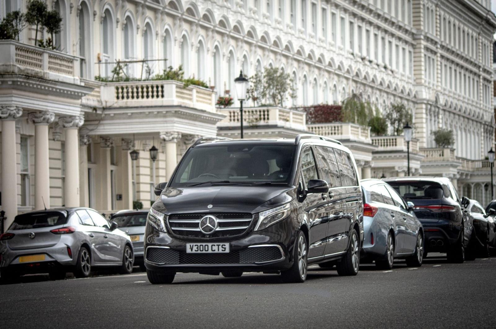 The Role of Chauffeur Service in London’s Tourism Industry