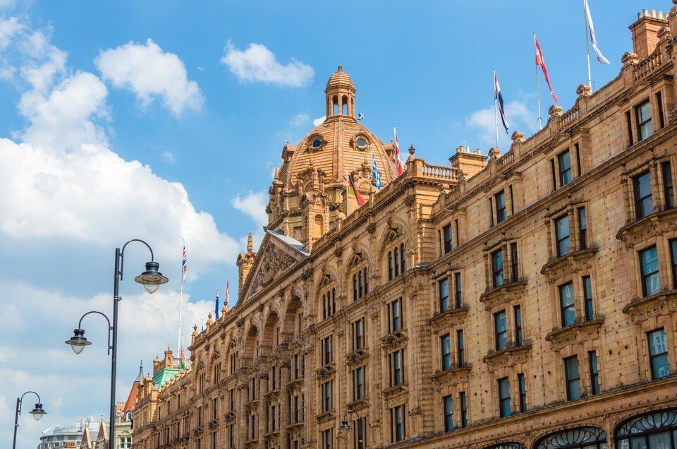 Harrods and Luxury Shopping chauffeur service