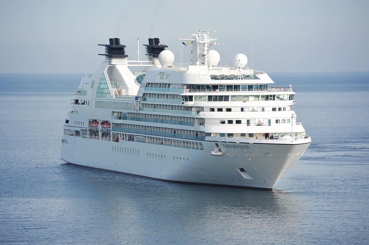 Luxury Volga River Cruises (with transfers to port terminals)
