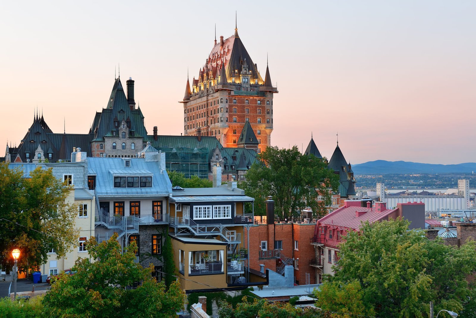 Private Sightseeing Tours of Niagara Falls & Canadian Heritage Towns
