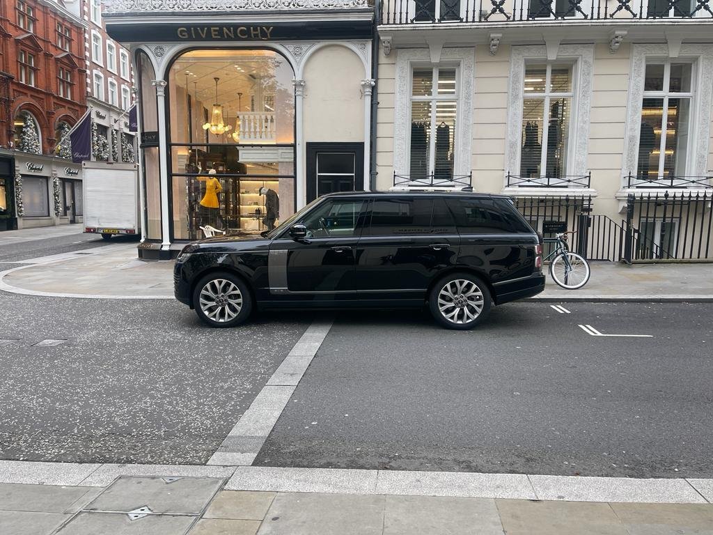Why Professionals Search for Car Service London— And What They’re Really Looking For