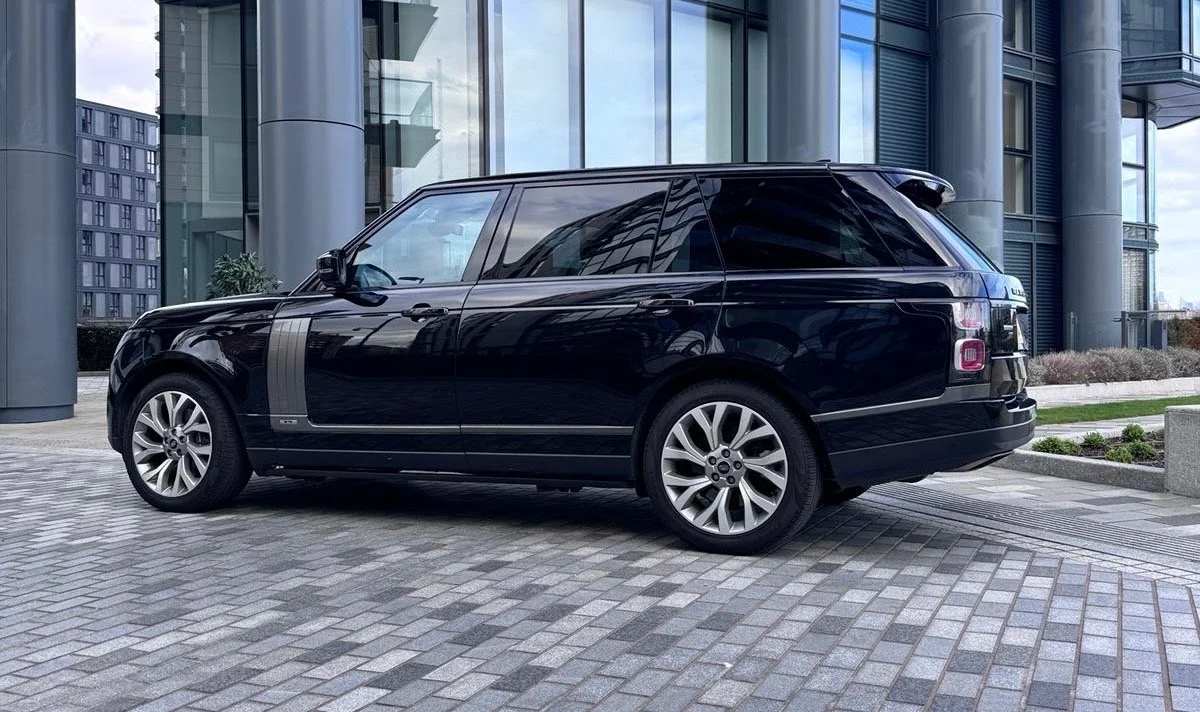 Top Reasons to Choose Chauffeur Services Over Ride-Sharing Apps