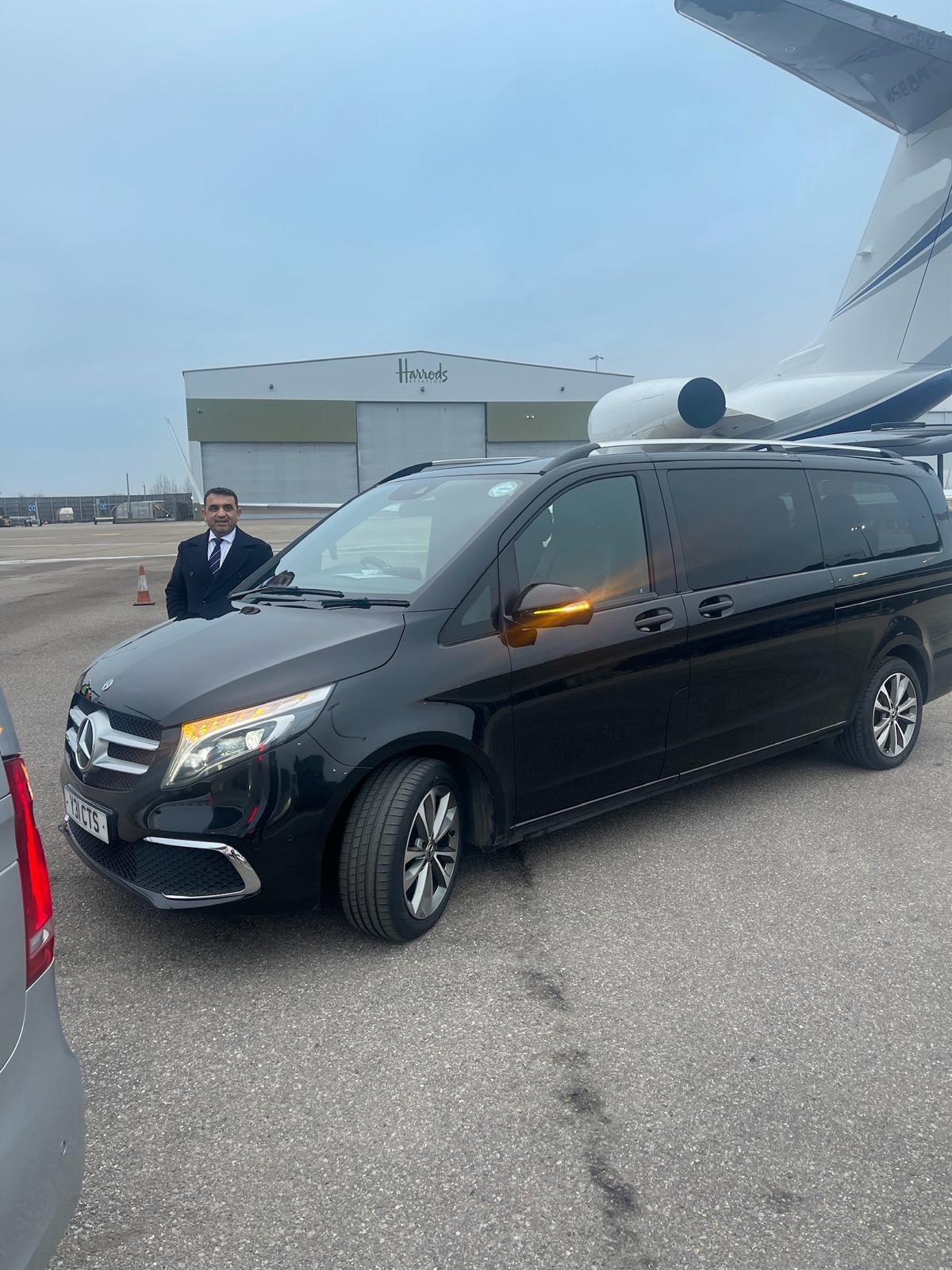 A Day with a Private Chauffeur in London: What to Expect