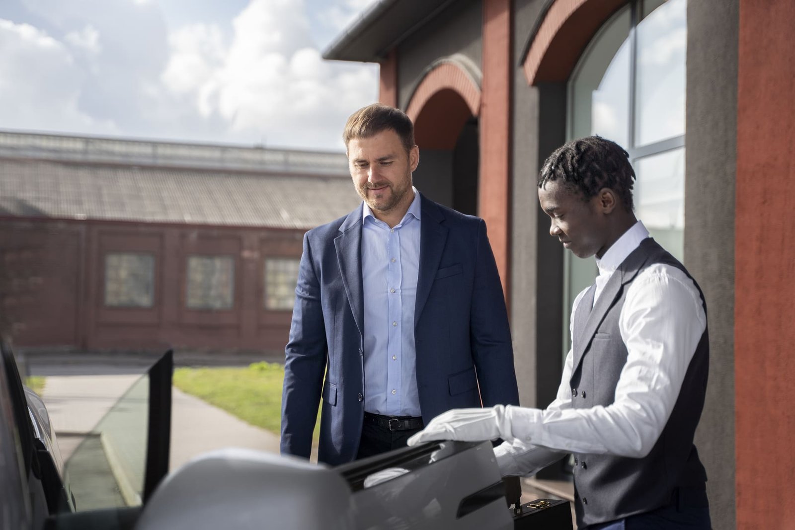 Diplomatic & Government Delegation Transport